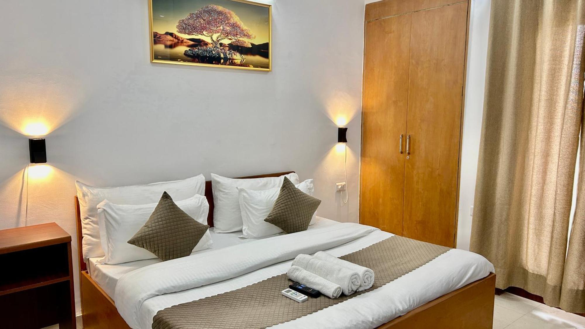 Aura Luxury Studio I Couple Friendly I Near Golf Course Road, Sector 57, Gurgaon Eksteriør bilde